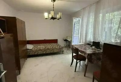 Apartament 3 Camere Decomandat Boxa Garaj Gradina Centrala Proprie Zona Centrala - 12
