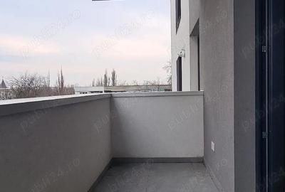 Apartament cu 2 camere decomandat în Micro 16 - 1