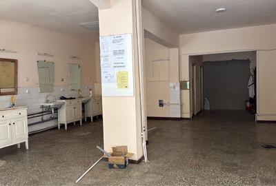 Spațiu comercial, de 127 mp, în Central - 2