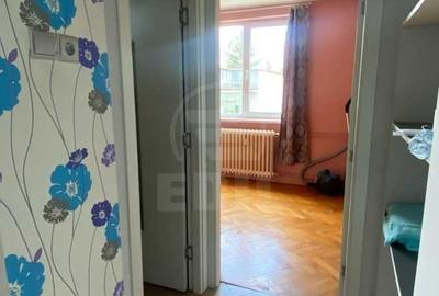Apartament de vânzare, 3 camere, 54 mp, Plopilor - 10