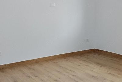Apartament cu 3 camere decomandat în Central - 1