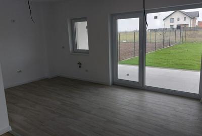 Comision 0%! 1/2 Duplex P+1, 4 camere, 105mpU, 351mpT, Giarmata! - 3