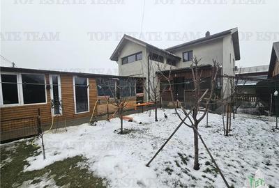 Casa 3 camere+garaj teren 370 metri in centru Ciorogarla - 1