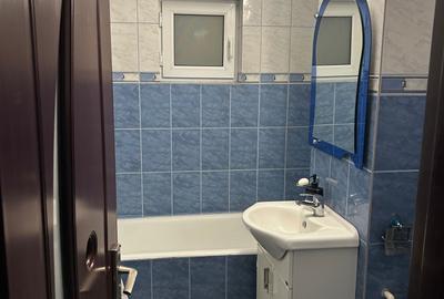 Apartament cu 3 camere decomandat în Central - 4