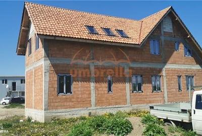 Vila - Pensiune de vanzare, 18 camere in Fundatura-Iclod, Cluj ! - 9