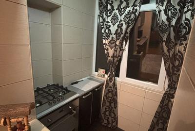 Apartament cu 3 camere decomandat în 9 Mai - 4
