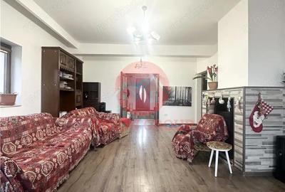 Casă cu Canalizare în Poiana - 10