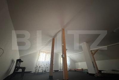 Casa de vanzare, cu 6 camere, 200 mp, zona Hotar - 11