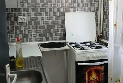 Garsonieră decomandată în Central - 1