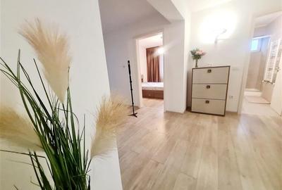 Apartament cu 3 camere decomandat, mobilat în Tractorul - 5
