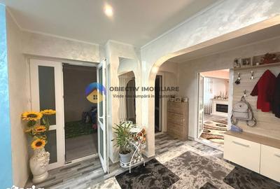 Apartament cu 4 camere decomandat în Săvinești - 4