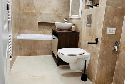 Apartament cu 3 camere semidecomandat în Țiglina 1