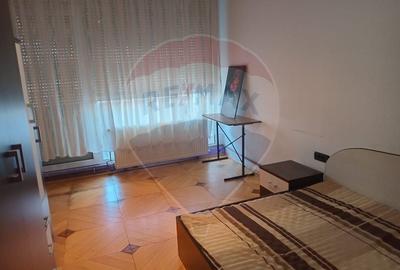 APARTAMENT SUPERB DE vanzare cu 3 CAMERE TIP SAMANTA ZONA UTA!!! - 11