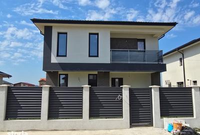 Casă cu 5 camere cu Teren 420 Mp în Berceni - 2