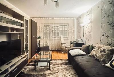 Apartament cu 3 camere decomandat în Lunei - 17