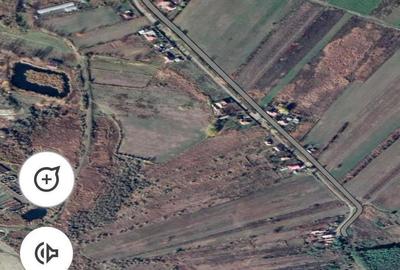 Teren de 5000 mp, în Pârscov - 2