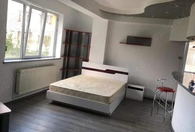 Garsoniera de vanzare , Trivale Garsoniera de vanzare , Trivale - 1