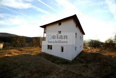Valcea - Perisani, Pensiune P+1+m, 11 Camere 9 Bai, 4853 Mp Teren Valcea - Perisani, Pensiune P+1+m, 11 Camere 9 Bai, 4853 Mp Teren - 2