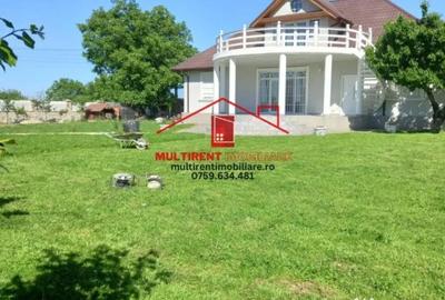 Casă cu 4 camere cu Canalizare în Niculițel - 2