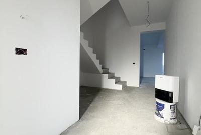 Duplex, 130mp utili, 250mp teren, 4 Camere, Constructie Noua -  Giarmata - 11