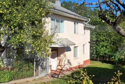 Casă cu 7 camere cu Teren 1352 Mp în Burdujeni - 3