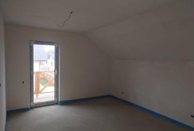 Casă cu 4 camere în Gilău