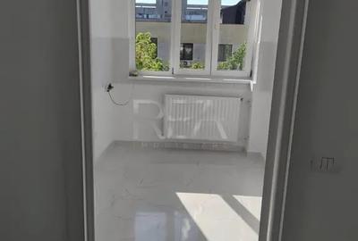 Apartament cu 2 camere semidecomandat în Gorjului