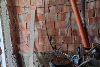 Casă cu 3 camere cu Teren 495 Mp în Sud