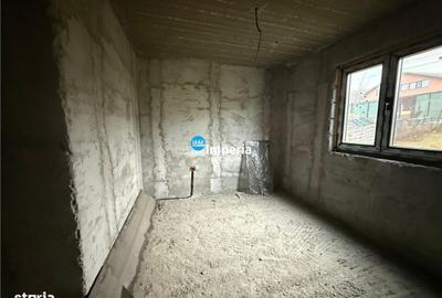 Casă cu 5 camere cu Teren 1000 Mp în Lețcani - 4