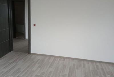 Casă cu 4 camere cu Teren 333 Mp în Central - 3