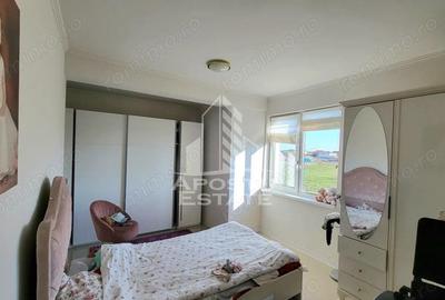 Casă cu 6 camere cu Teren 350 Mp în Ghiroda - 10