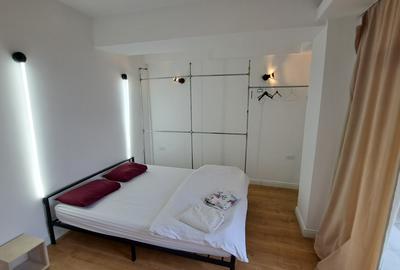 APARTAMENT 3 CAMERE   CU 3 BAI - LUX - LOC PARCARE - COMISION 0 - 29