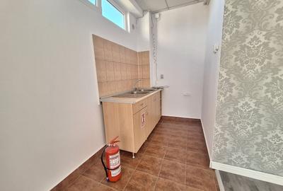 Birou, de 200 mp, în Central - 4