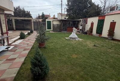 Casă cu 8 camere cu Canalizare în Faleza Nord - 20