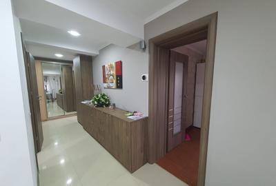 Apartament cu 3 camere decomandat în Central - 3