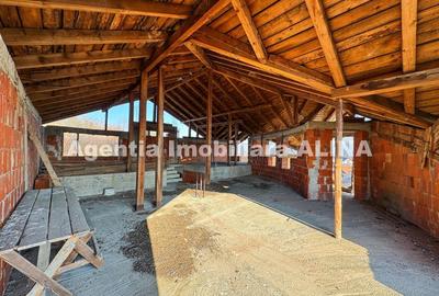 Casă cu 5 camere în Sântuhalm - 9