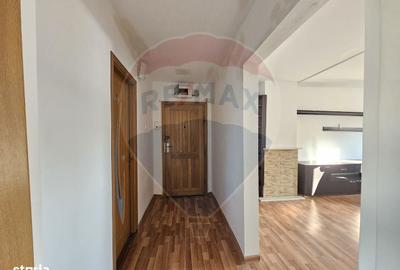 Apartament cu 3 camere în Central - 2