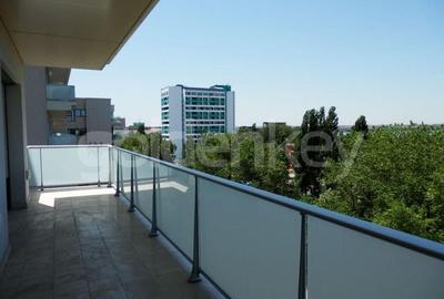 Apartament top cu 4 camere, 3 bai | Vedere panoramica frontala mare - 9