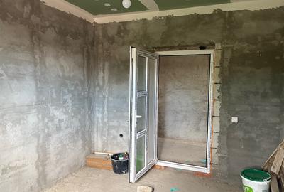 Vând casă cu mansarda - 1