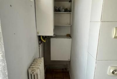 Apartament cu 4 camere decomandat, mobilat în Vasile Aaron - 5