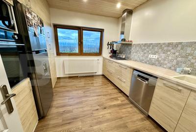 Casa moderna 4 dormitoare, teren de 1591 mp, cu foi?or ? - 2