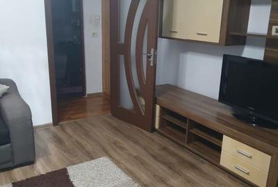 Apartament cu 4 camere semidecomandat în Micălaca - 2