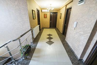 Casă cu Teren 875 Mp în Central - 9