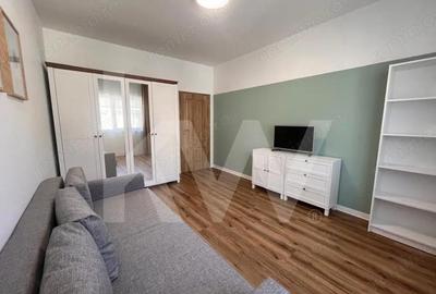 Garsonieră decomandată în Central - 1