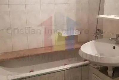 3 camere, Decomandat, etaj intermediar in bloc cu lift, Viziru 3 - 4