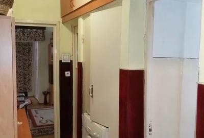 Apartament cu 3 camere semidecomandat, mobilat în Alexandru cel Bun - 3