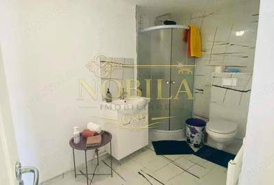 Spațiu comercial, de 400 mp, în Central - 11