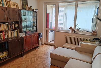 Apartament cu 3 camere decomandat în Minerul - 11