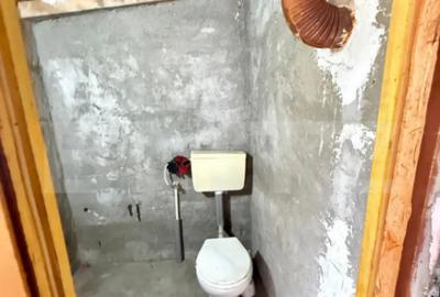 Casă cu 3 camere cu Canalizare în Central - 12