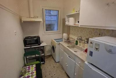 Garsonieră decomandată în Central - 2